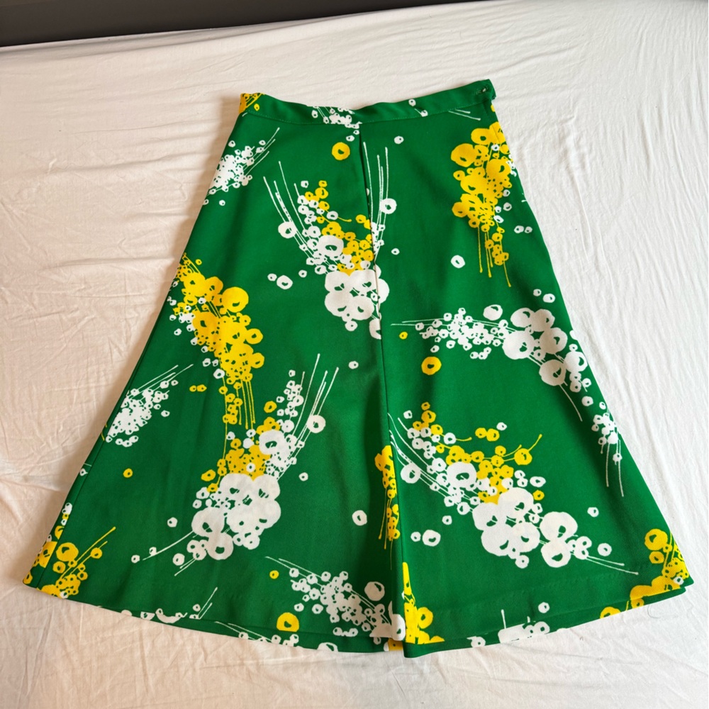 Vintage spring skirt
